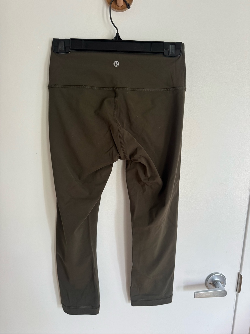 lululemon athletica Olive Green Crop Performance Leggings - Picture 2 of 3